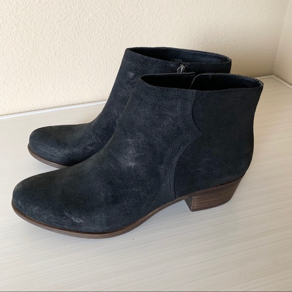 Lucky Brand Balexa Leather Suede Ankle Zip Booties in Black NEW - Picture 3 of 7